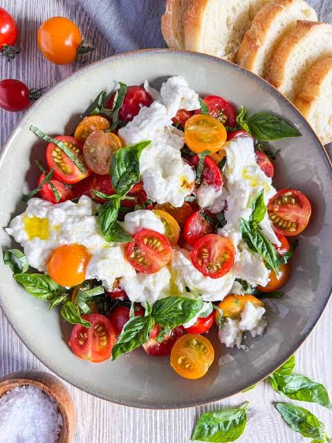 Large cherry tomato seeds (Solanum lycopersicum) (~250 seeds)