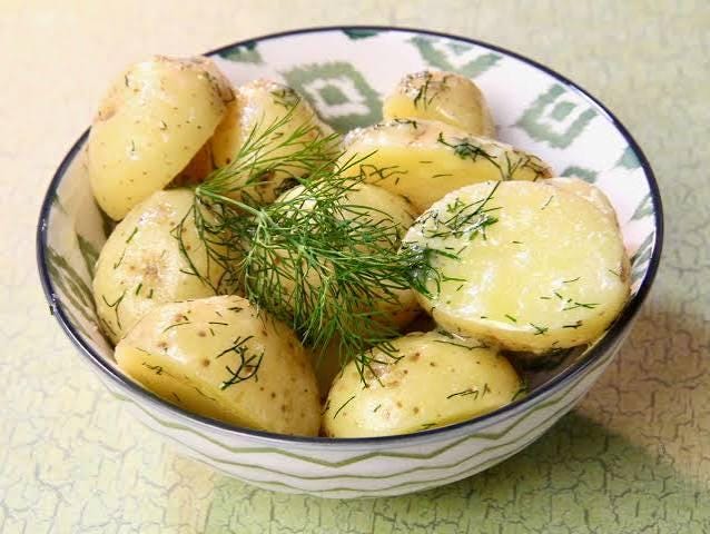 Freshly picked dill sprigs (Anethum graveolens)