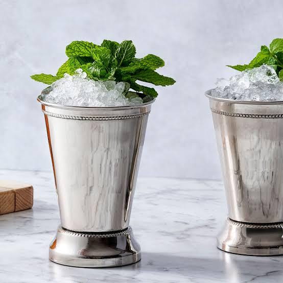 Freshly picked mint sprigs (Mentha)
